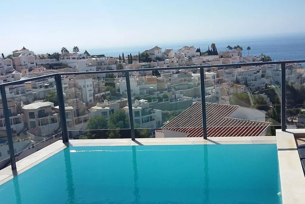 Moderna Villa Mediterranea Nerja